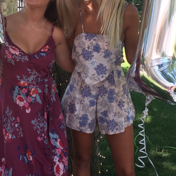 Floral romper - Picture 2 of 2